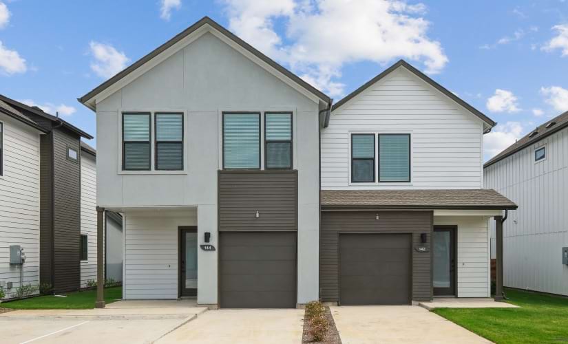 c2 townhome - 3 bedroom floorplan layout with 2.5 bathrooms and 1586 square feet